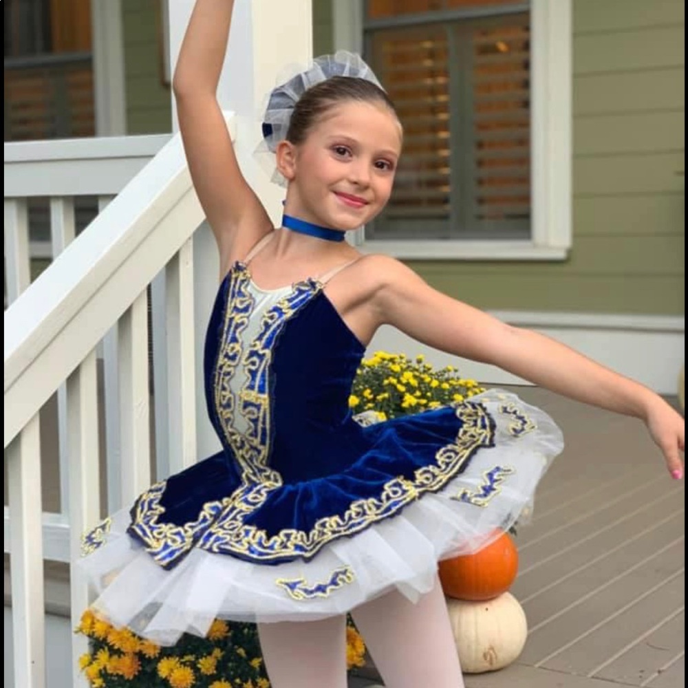 Dance costume